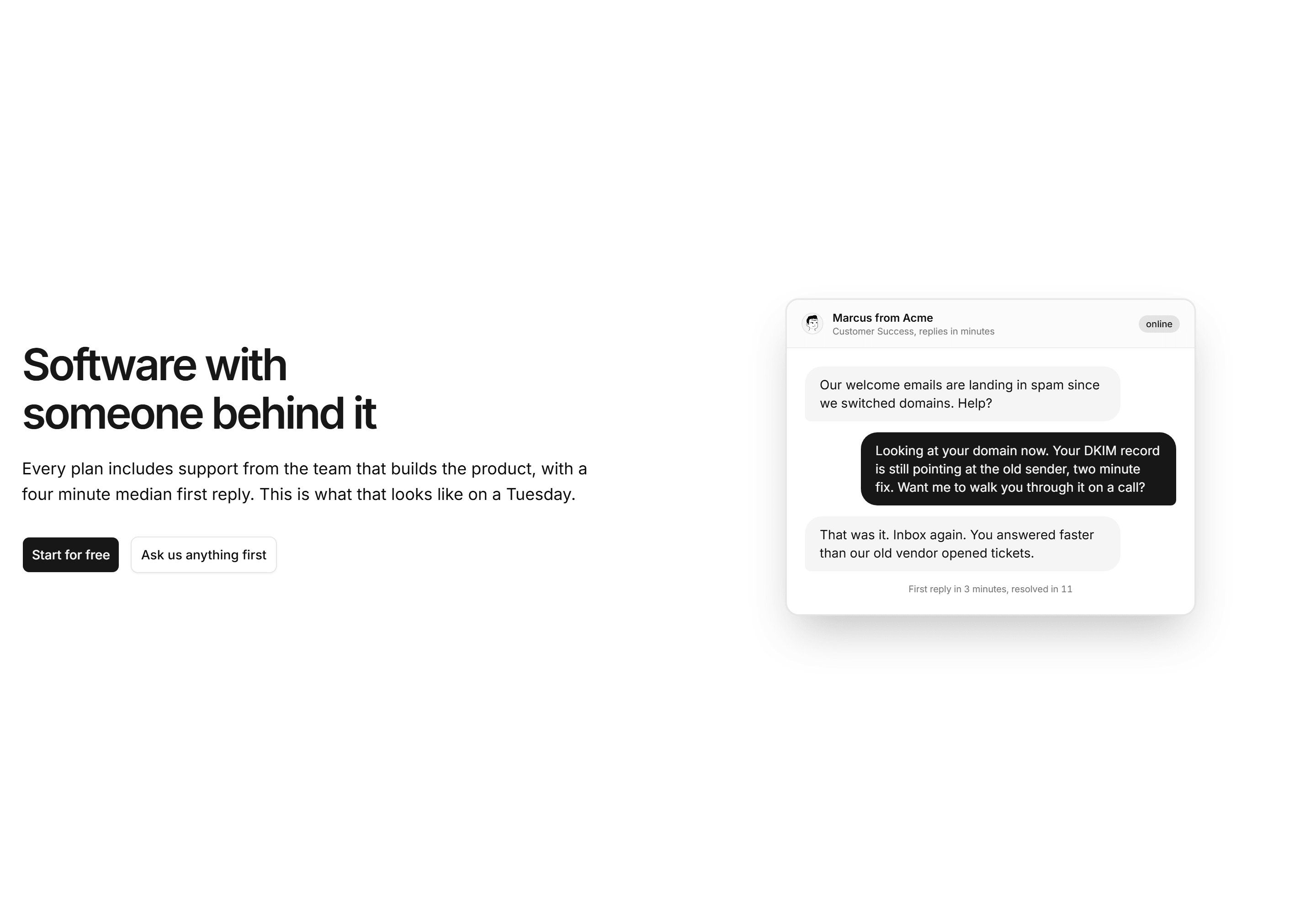 Marketing Hero: Split With Chat Mockup